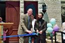 Rabbi Schanowitz and Councilman Larry Brown cutting the ribbon