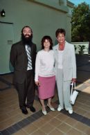 Rabbi Schanowitz and Shternie with Congresswoman Shelley Berkley Rabbi Schanowitz and Shternie with Congresswoman Shelley Berkley